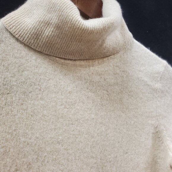 Talbots Womens Metallic Cashemere Turtleneck Sweater Size XS Gold Quiet Luxury - Picture 3 of 9